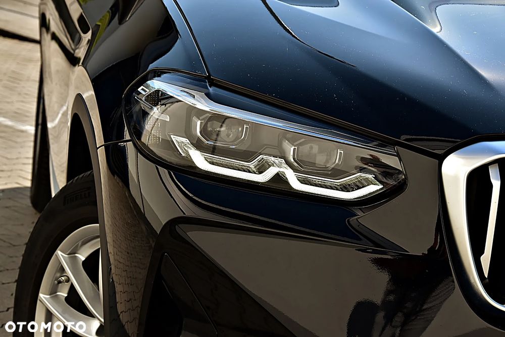BMW X3 xDrive20i - 13