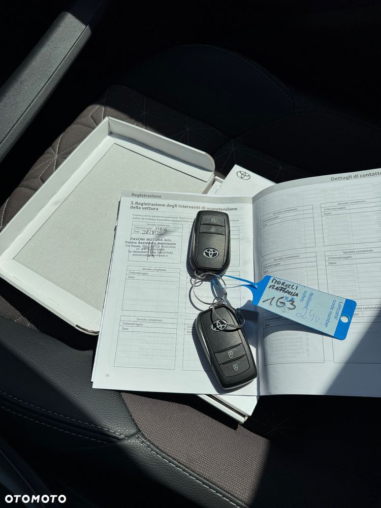 Toyota Yaris Cross Hybrid 1.5 Executive - 17