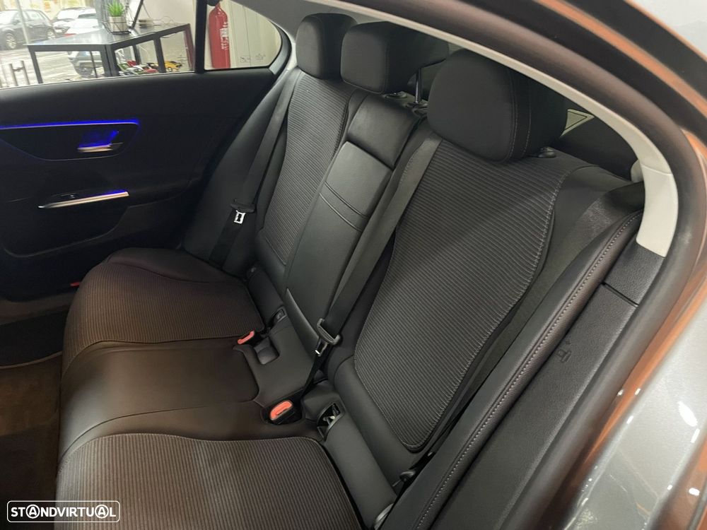 Mercedes-Benz C 220 d Avantgarde - 9