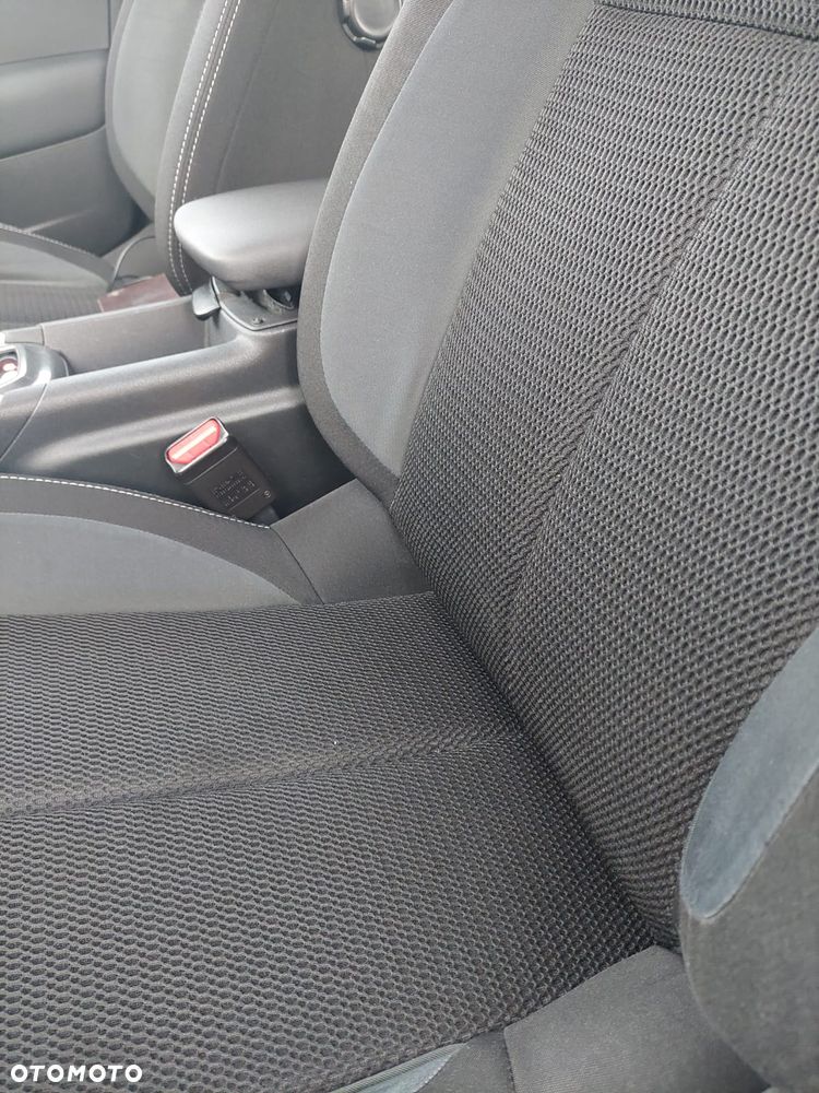 Citroën C4 e-HDi 115 ETG6 Exclusive - 7