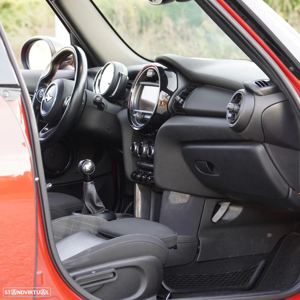 MINI 5 Portas One D - 25