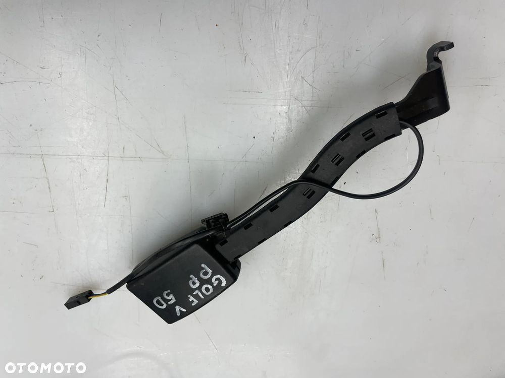 Zapinka pasa fotela prawy przód vw Golf V 5D 1K4857756F - 3