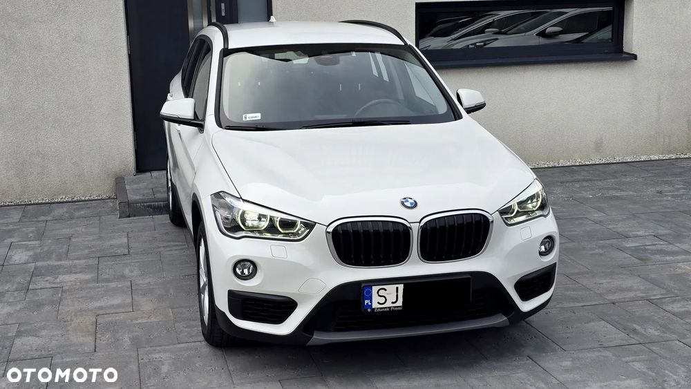 BMW X1 sDrive18i Business Edition - 3