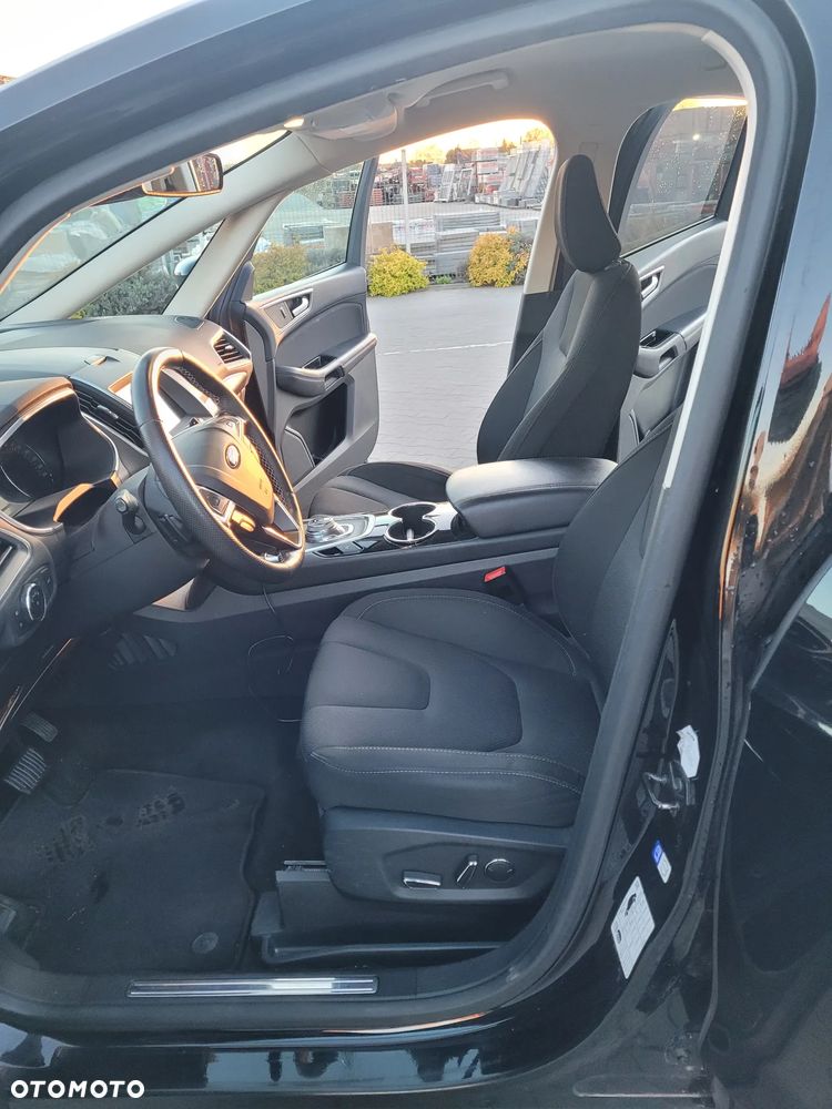 Ford S-Max 2.0 EcoBlue Titanium - 23