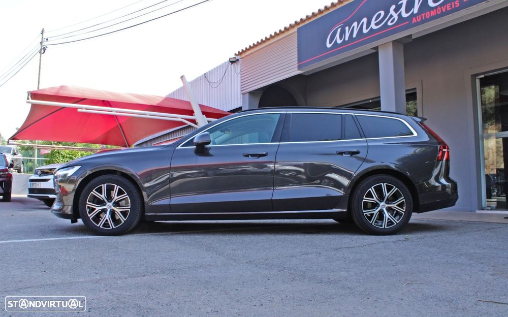 Volvo V60 2.0 B4 Core Auto - 3
