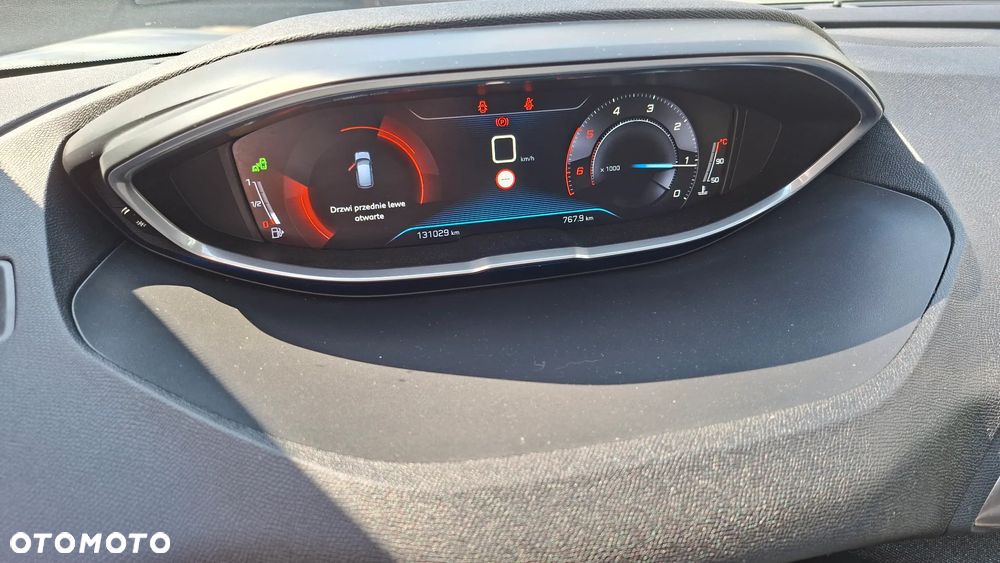 Peugeot 3008 BlueHDi 130 Stop & Start Allure - 11