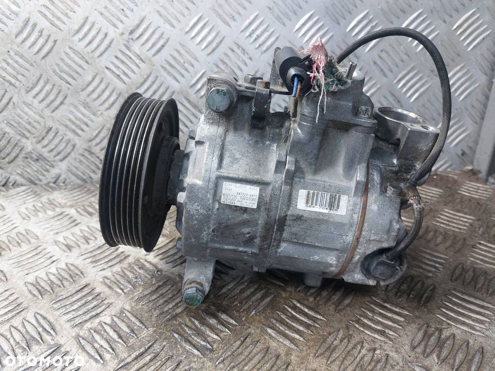 SPRĘŻARKA KOMPRESOR KLIMATYZACJI AUDI A4 B6 2.0 20V 447220-8411 ID: 236705 - 1