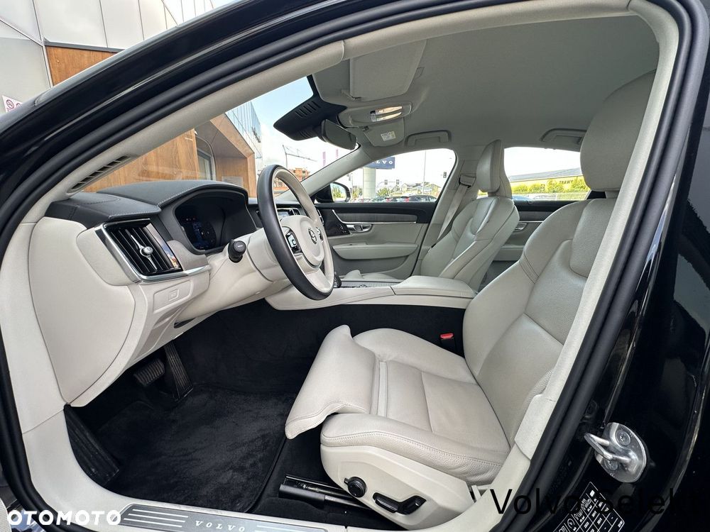 Volvo S90 - 31