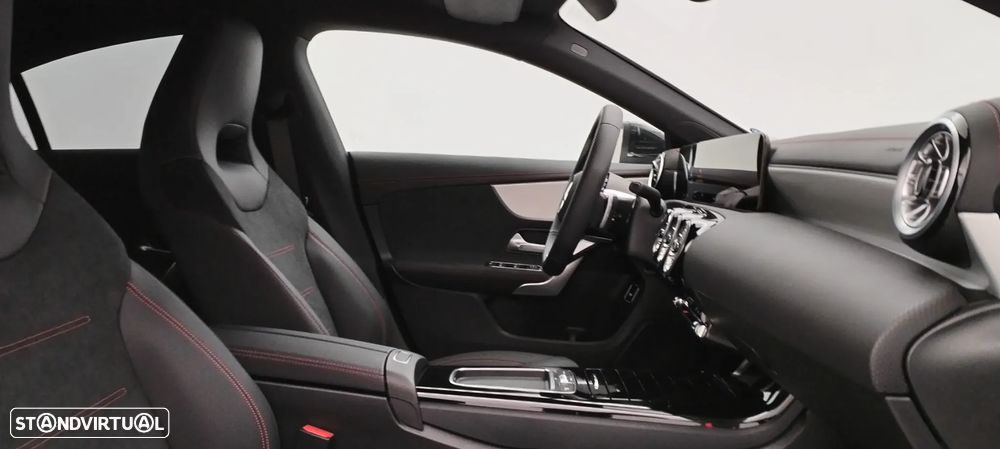 Mercedes-Benz CLA 200 d AMG Line Aut. - 29