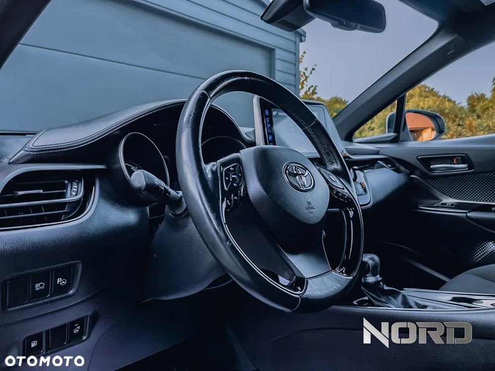 Toyota C-HR 1.8 Hybrid Premium - 14