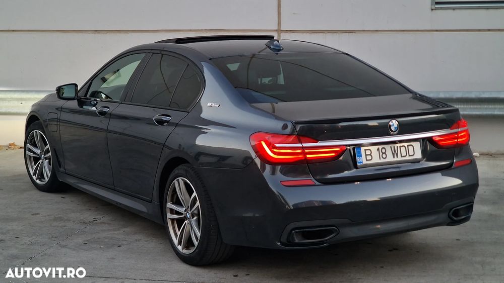 BMW Seria 7 740e iPerformance - 20
