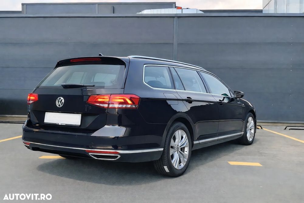 Volkswagen Passat 2.0 TDI DSG 4Motion Comfortline - 4