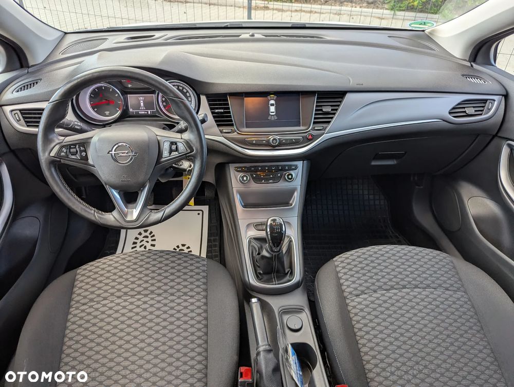 Opel Astra - 17