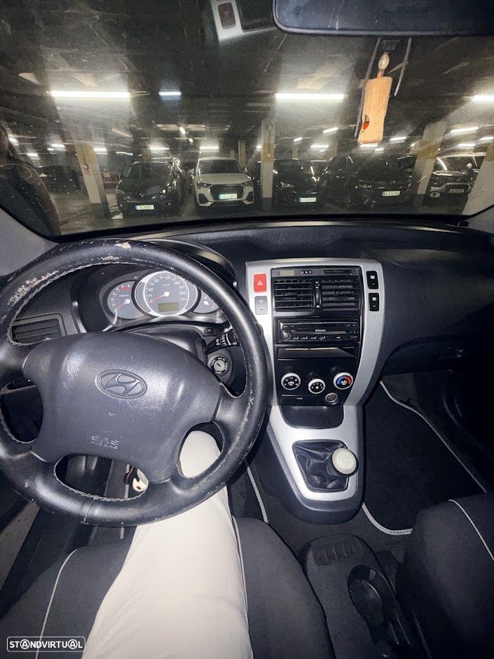 Hyundai Tucson 2.0 CRDi Comfort 4WD - 7