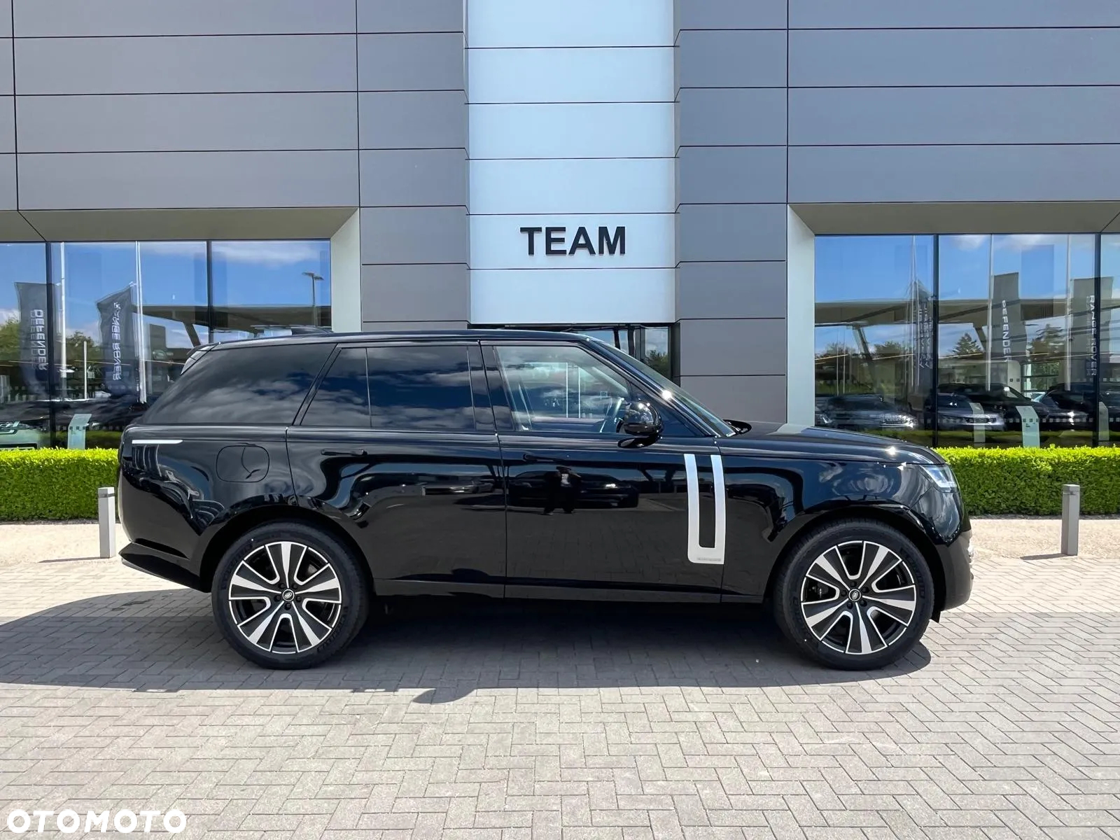 Land Rover Range Rover 4.4 V8 P535 Autobiography - 4