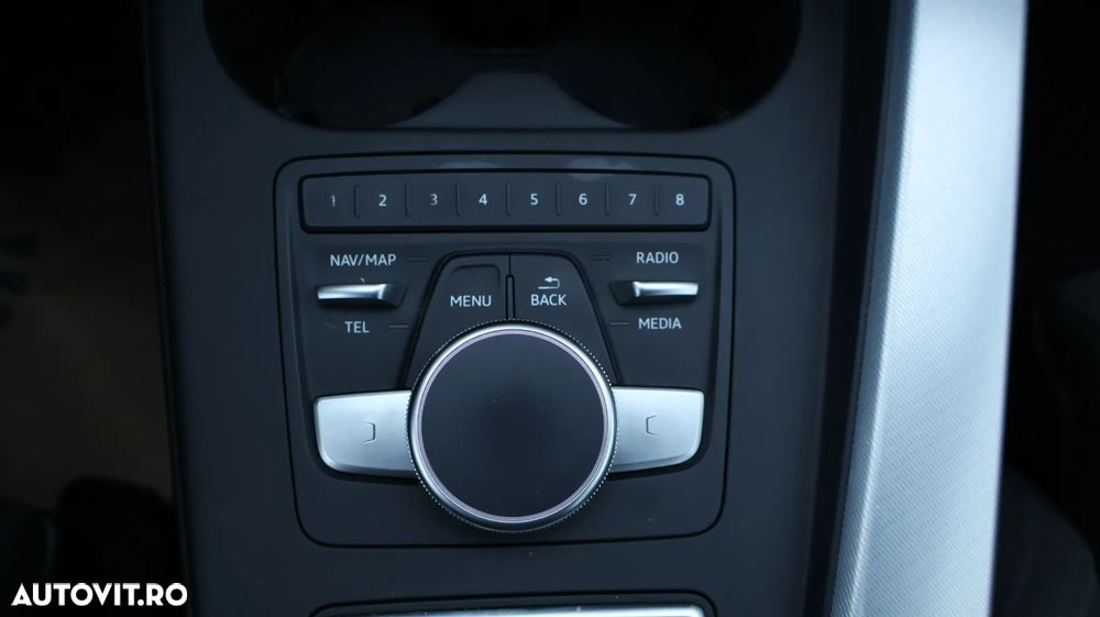 Audi A4 Avant 2.0 TDI S tronic Sport - 25