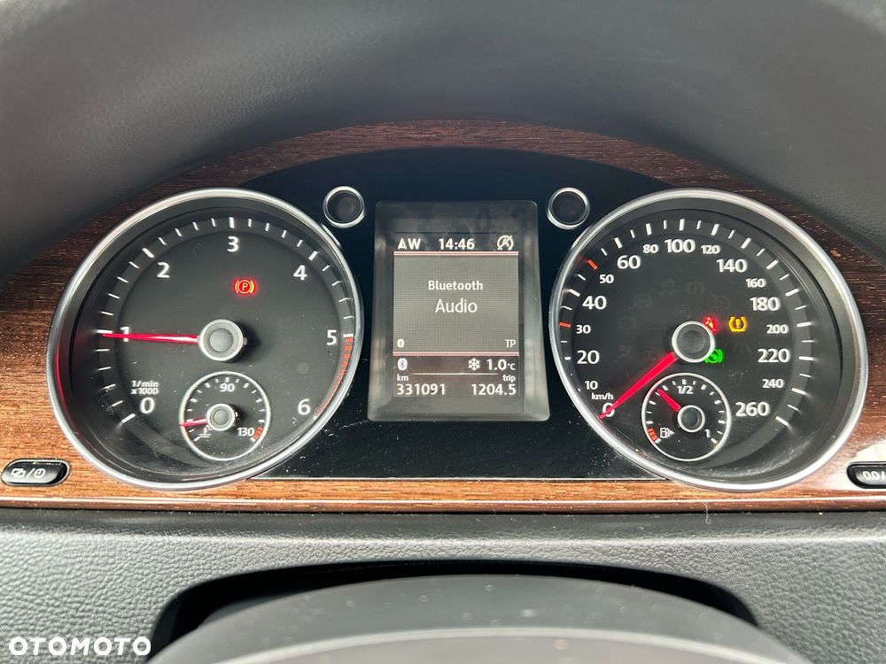 Volkswagen Passat 2.0 TDI Highline DSG - 15