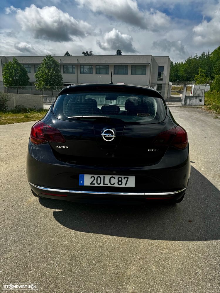Opel Astra 1.7 CDTI Cosmo - 12