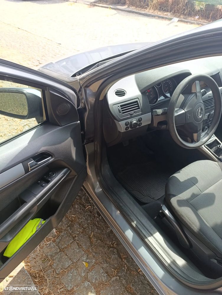 Opel Astra 1.4 Enjoy - 11