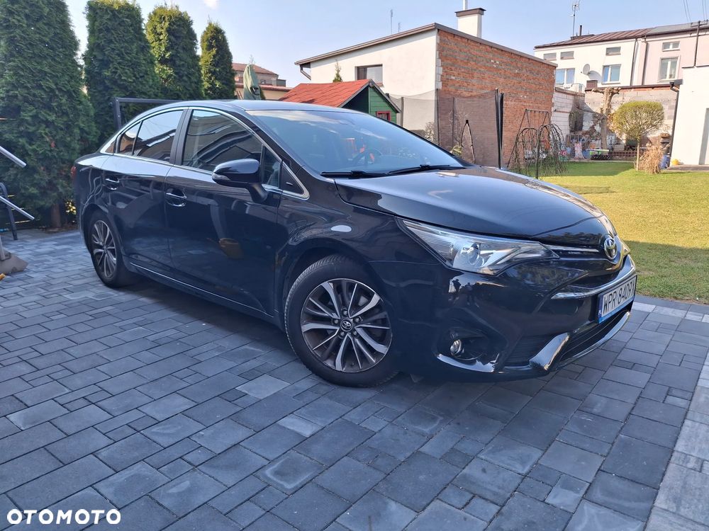 Toyota Avensis 2.0 Prestige MS - 1