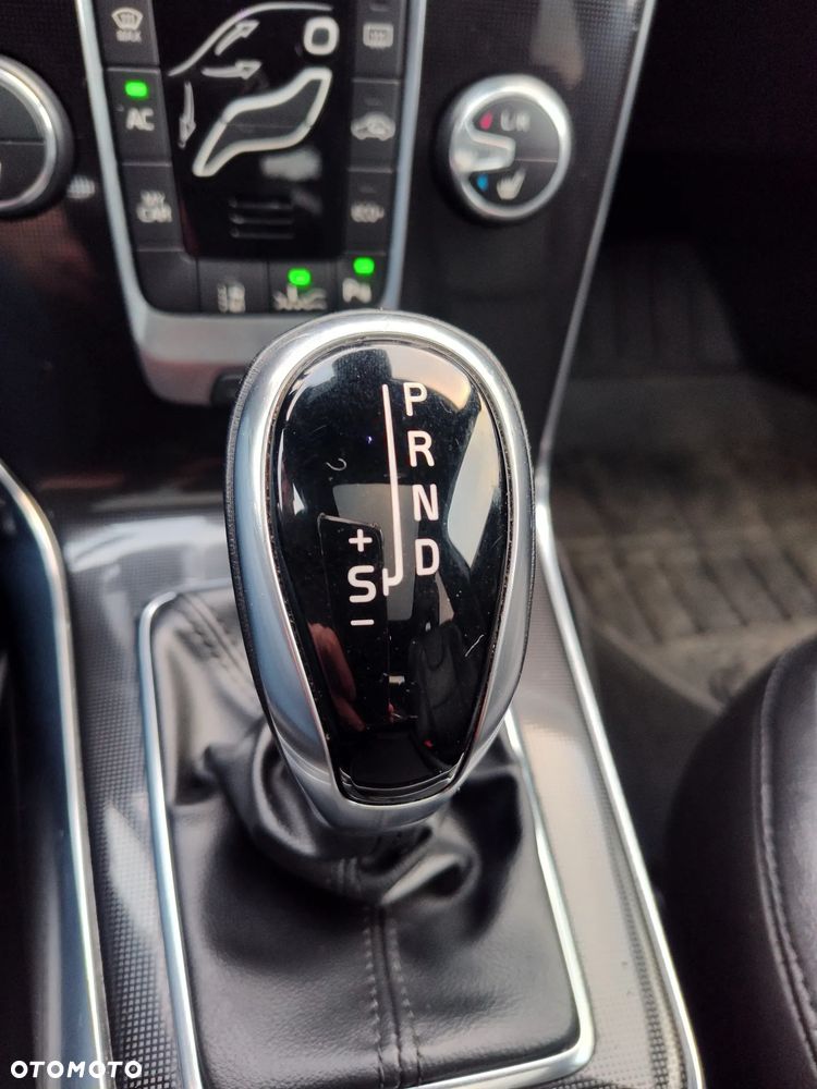 Volvo V40 D3 Drive-E Inscription - 15