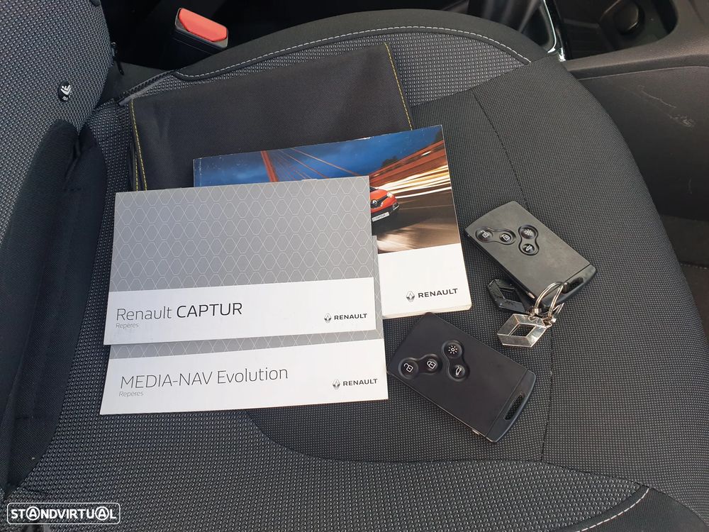 Renault Captur 1.2 TCe Exclusive - 18