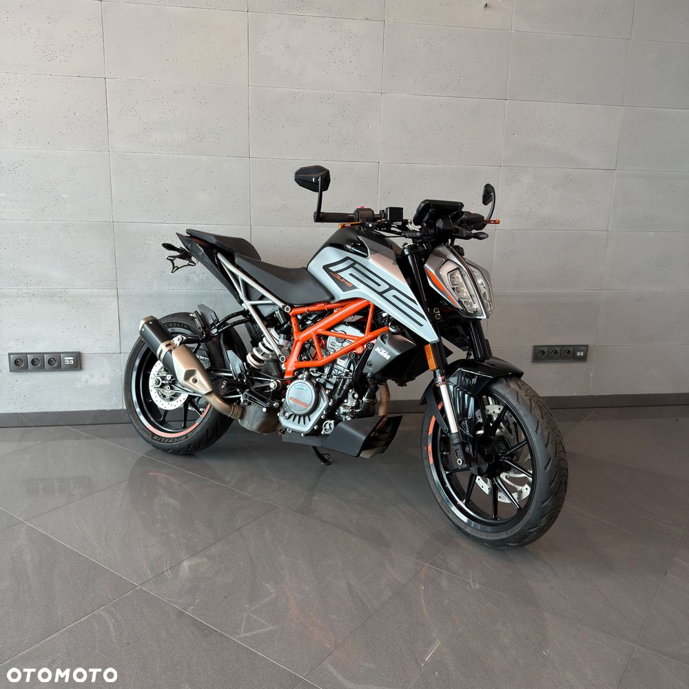 KTM Duke 125 - 1