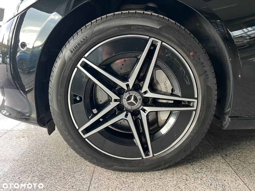 Mercedes-Benz Klasa C 300 d 9G-TRONIC - 8