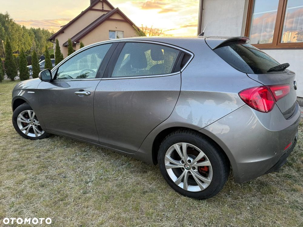 Alfa Romeo Giulietta 1.4 TB Progression - 3