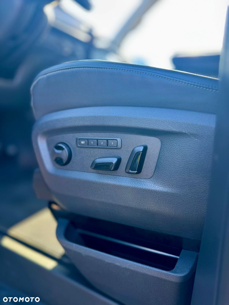 Volkswagen Multivan 2.0 BiTDI L1 Highline 4Motion DSG - 12