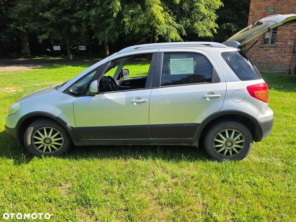 Fiat Sedici - 2