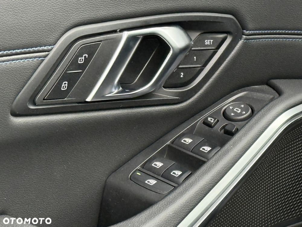 BMW Seria 3 320i GPF M Sport - 26