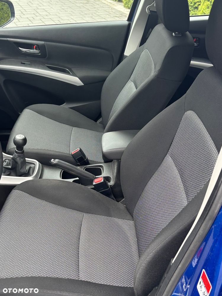 Suzuki SX4 S-Cross 1.6 VVT 4x2 Comfort - 15