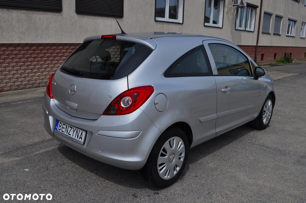 Opel Corsa 1.2 16V Essentia EasyTronic - 6