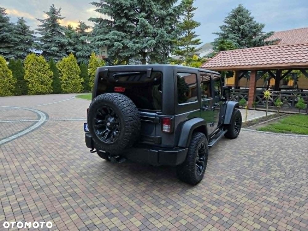 Jeep Wrangler - 5