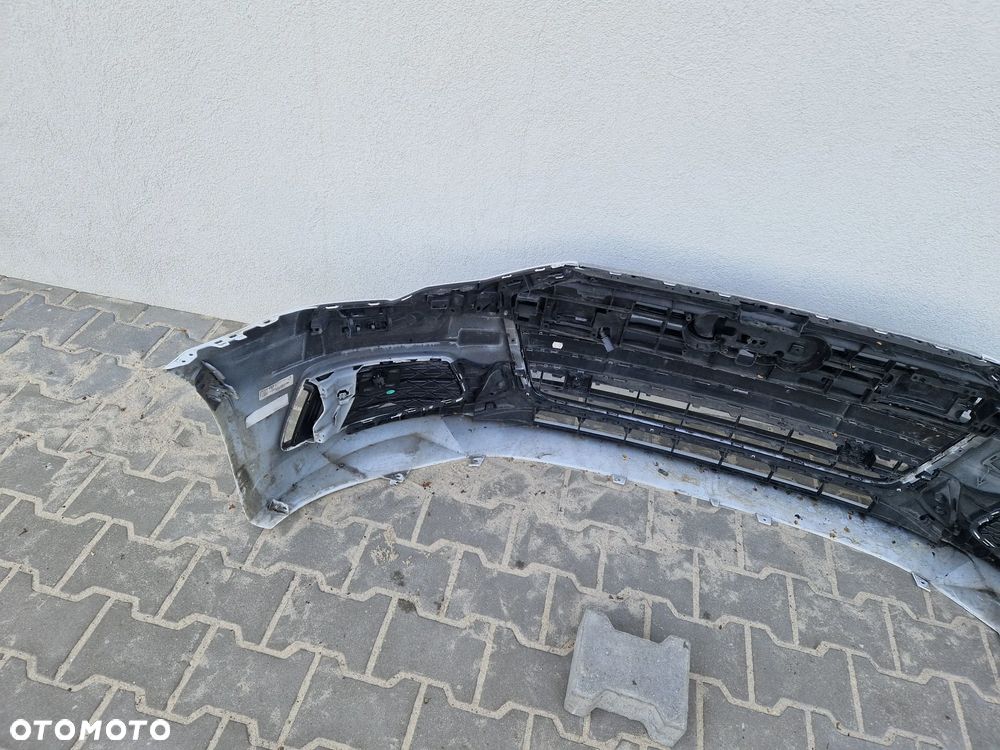Zderzak Audi A6 C8  4k - 12