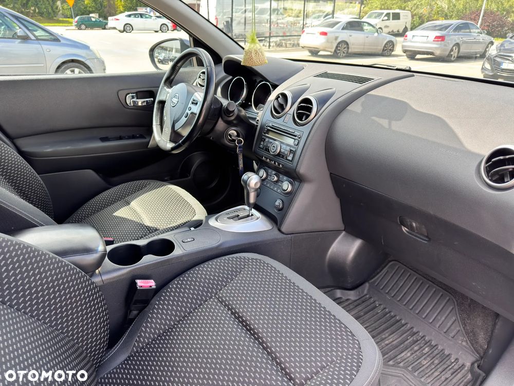 Nissan Qashqai - 11