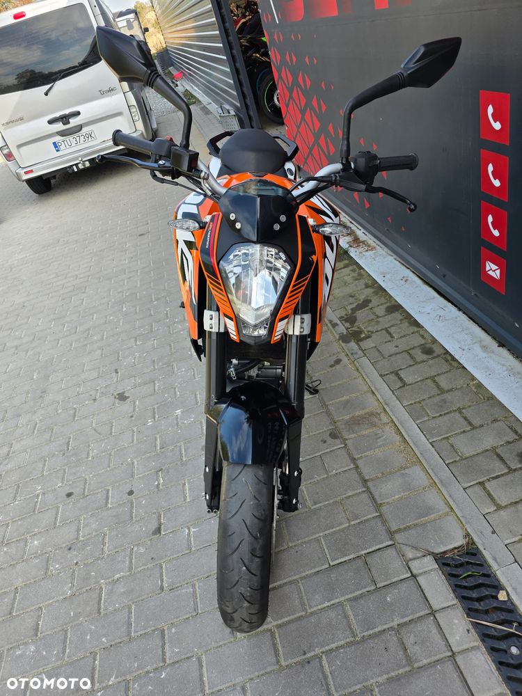 KTM Duke 125 - 28