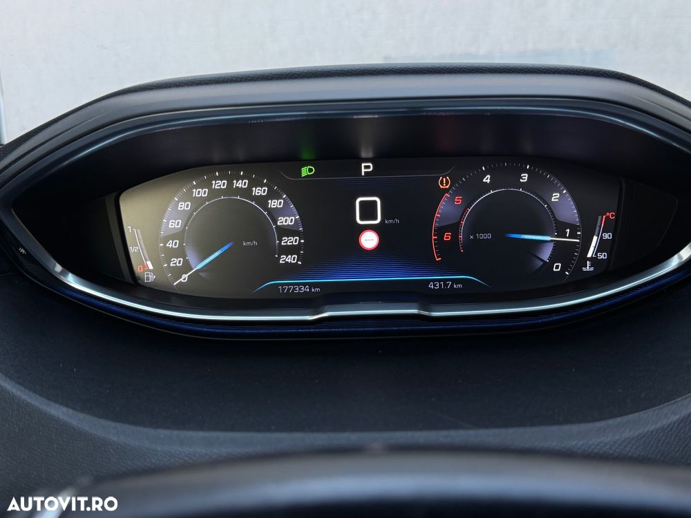Peugeot 3008 - 18