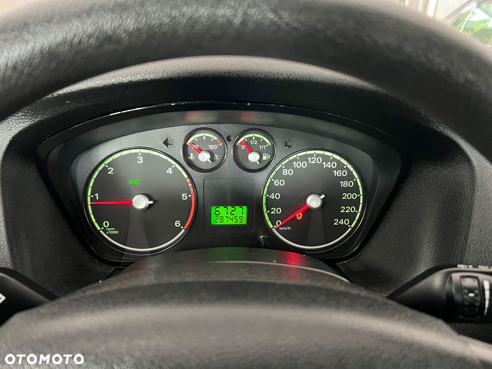 Ford Focus 1.6 TDCi DPF Ambiente - 31