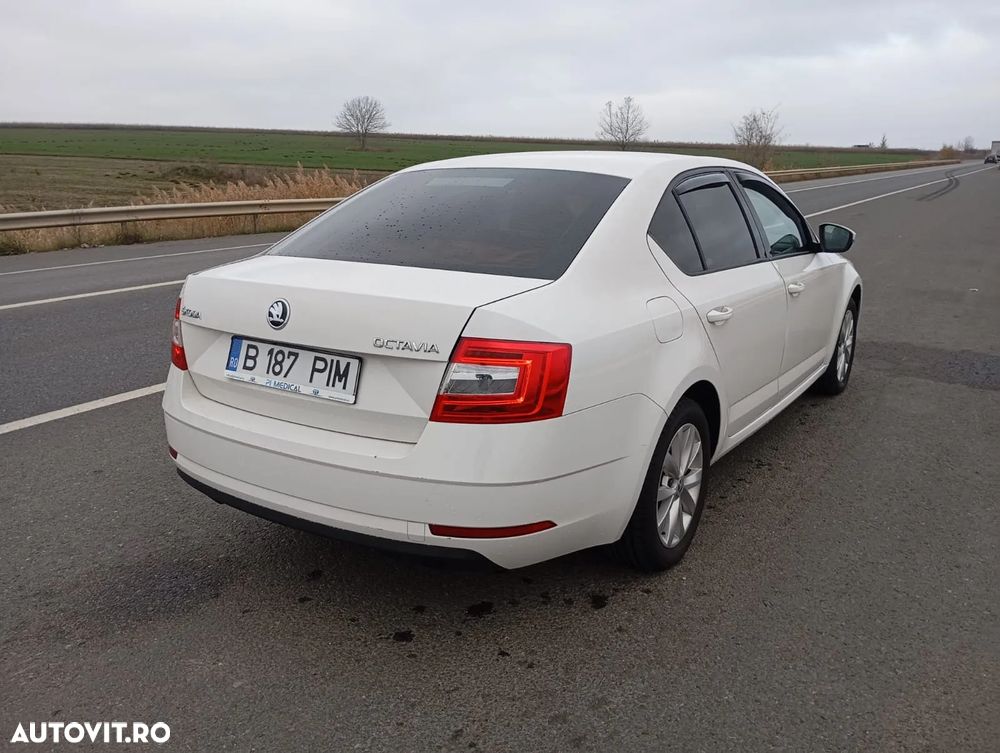 Skoda Octavia 1.6 TDI Active - 7