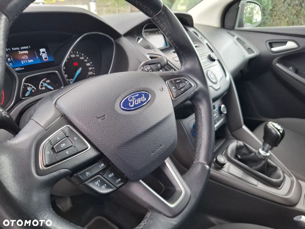 Ford Focus - 12