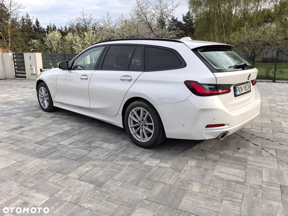 BMW Seria 3 320d - 5