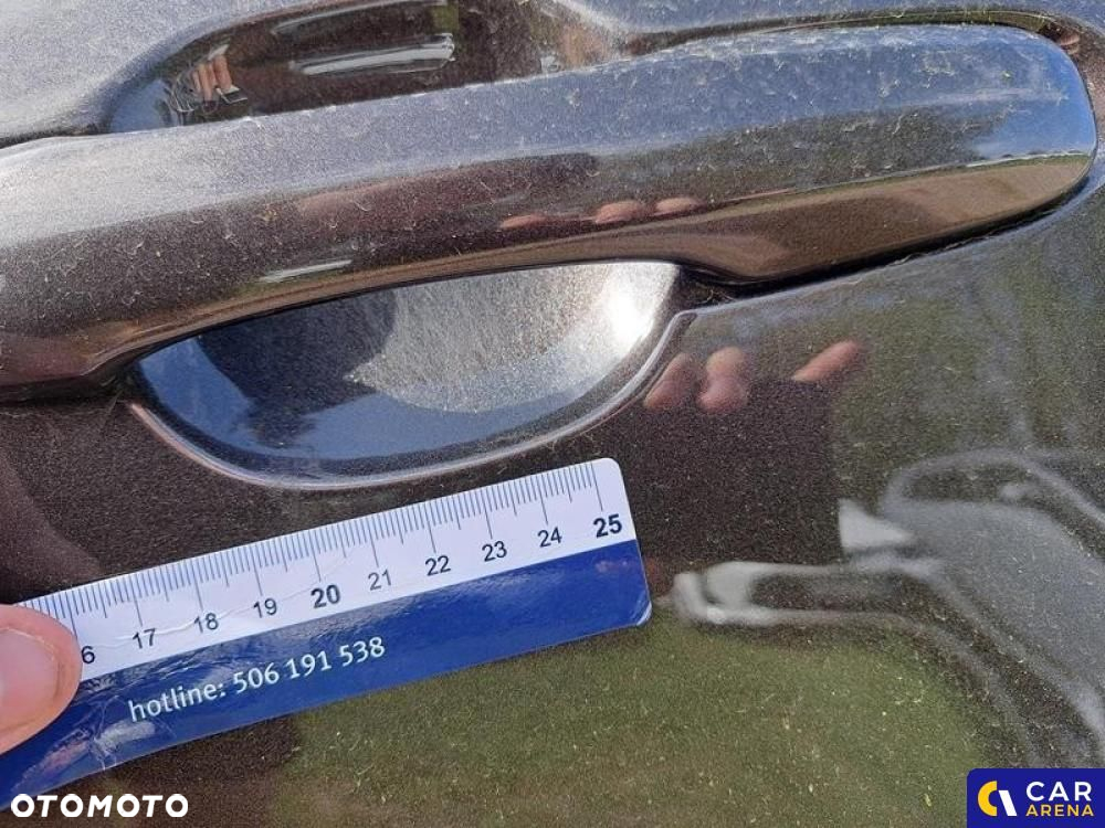 Toyota Camry - 37