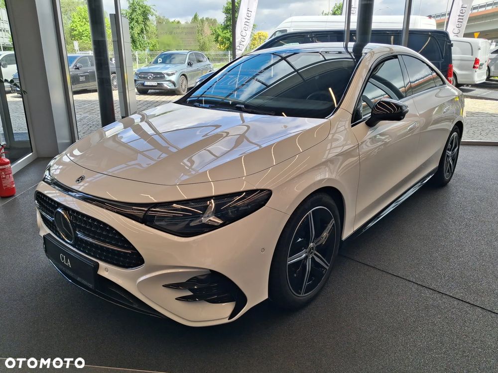 Mercedes-Benz CLA 200 mHEV 8G-DCT - 3