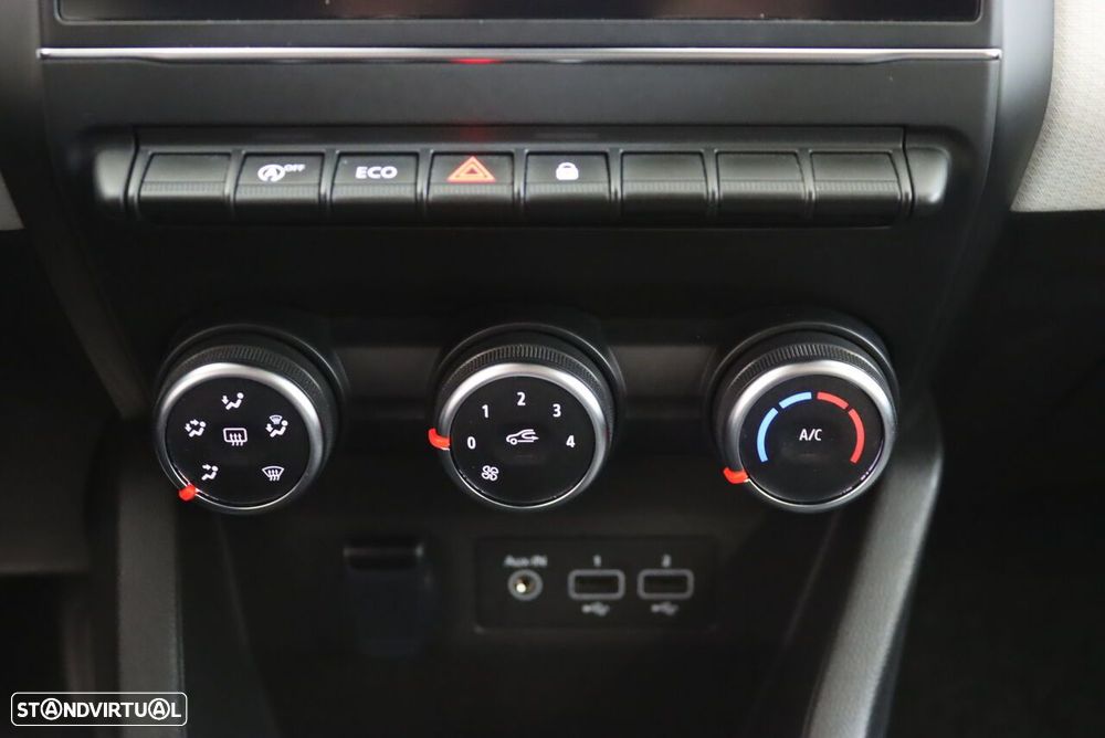 Renault Clio 1.0 TCe Evolution - 29