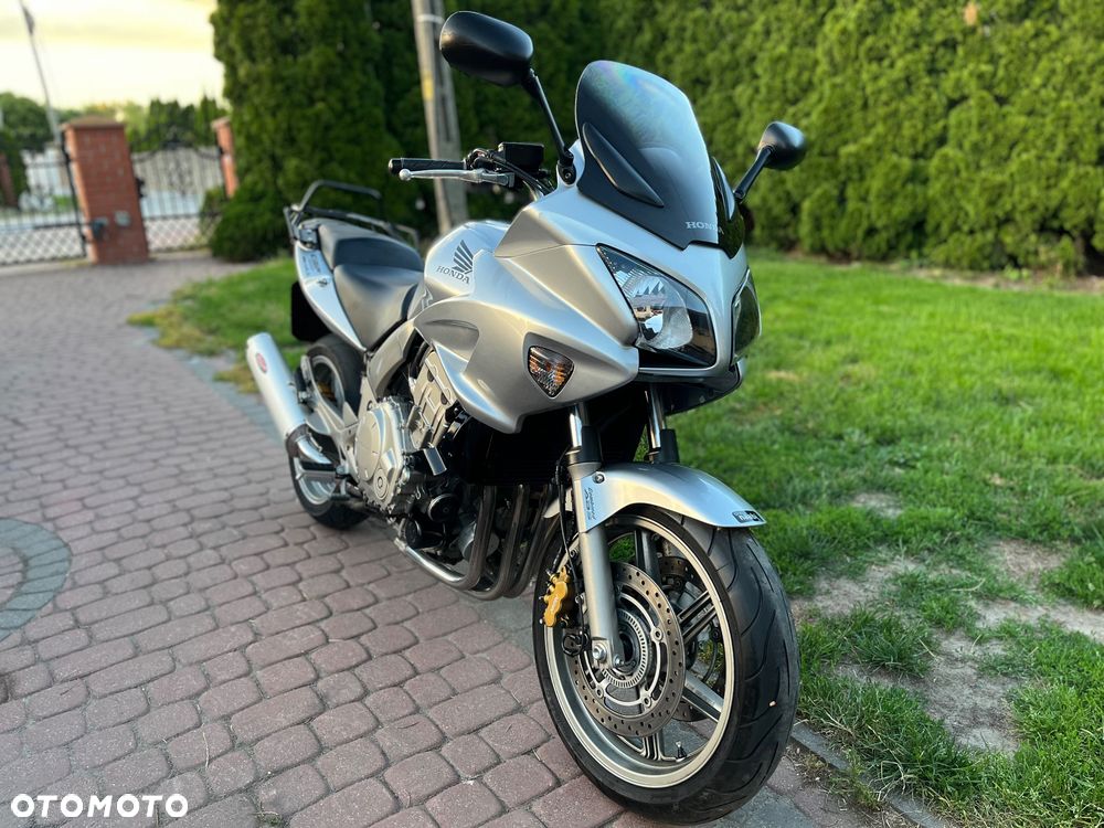 Honda CBF - 2