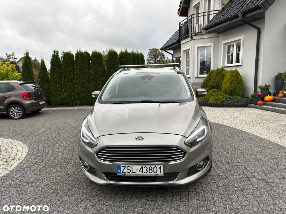 Ford S-Max 2.0 EcoBlue Titanium - 1