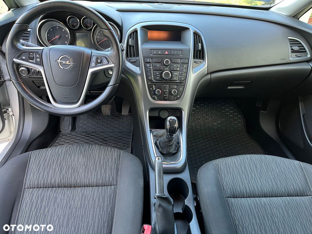 Opel Astra 1.7 CDTI - 8
