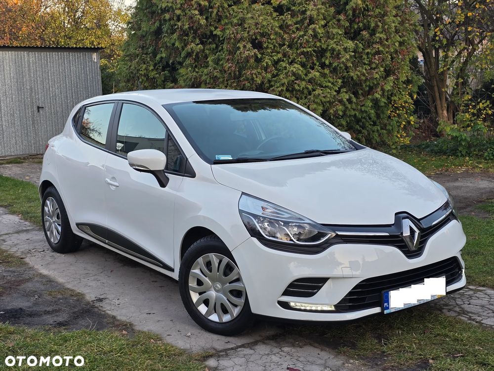 Renault Clio 1.2 16V Limited - 23